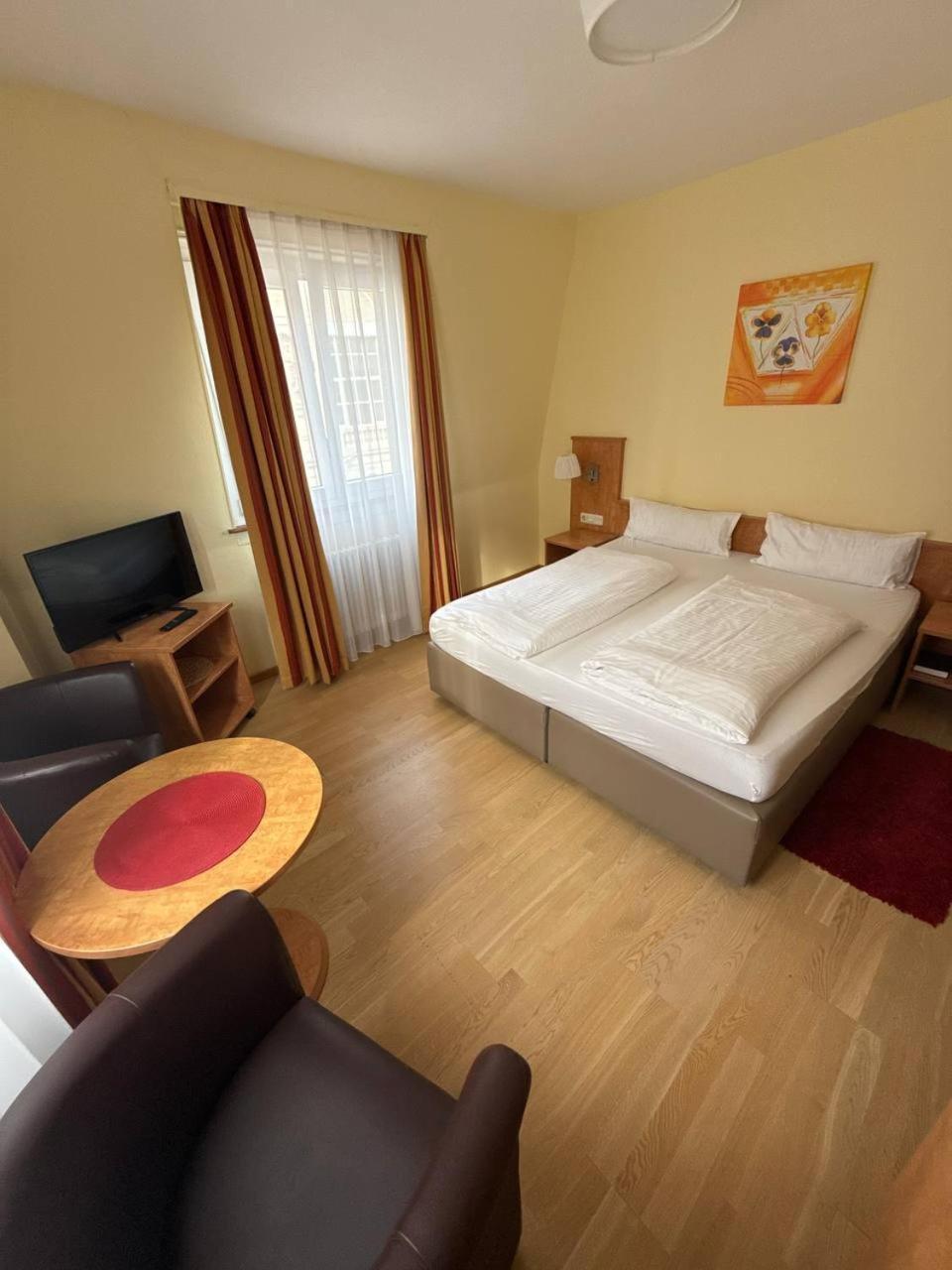 Hotel Bischoff